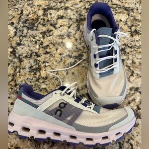 On Cloud Vista Women’s Trail Running Shoes